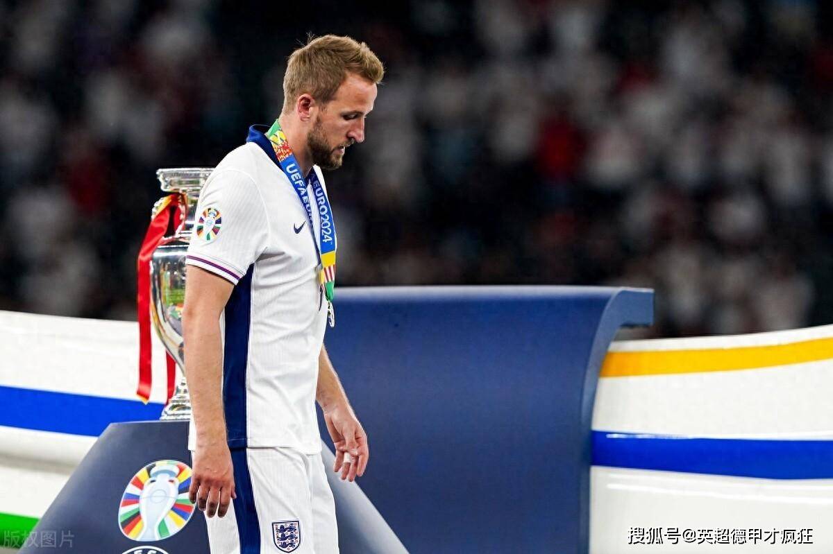 凯恩在西班牙队比赛中夺冠，出色防守引发热议！比赛高潮迭起的简单介绍-kaiyun