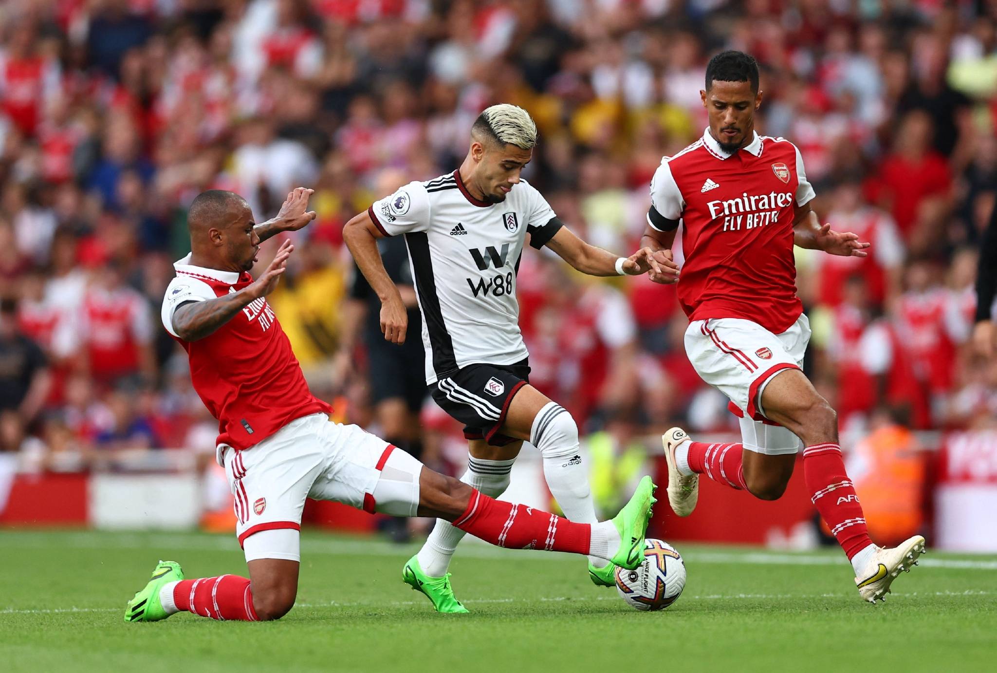 包含蒂姆重要时刻出色发挥，阿森纳带队取胜！上演精彩一战的词条-开云体育官网